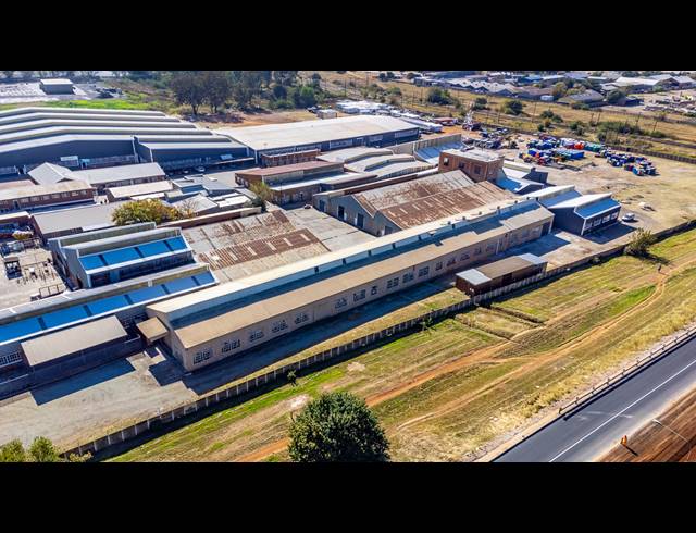 500M² WORKSHOP TO LET IN NOLDICK